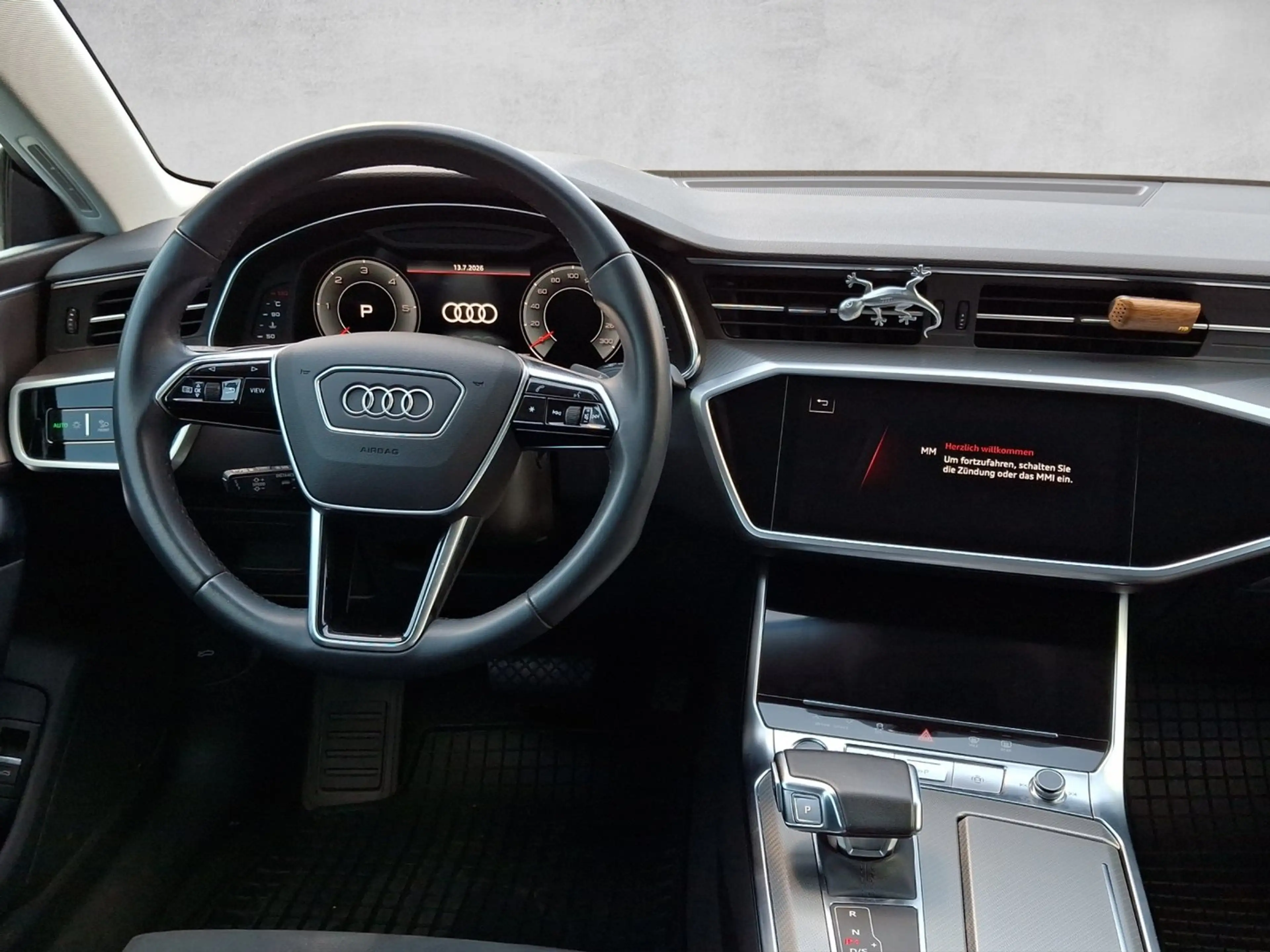 Audi A7 45 TDI quattro — photo 11