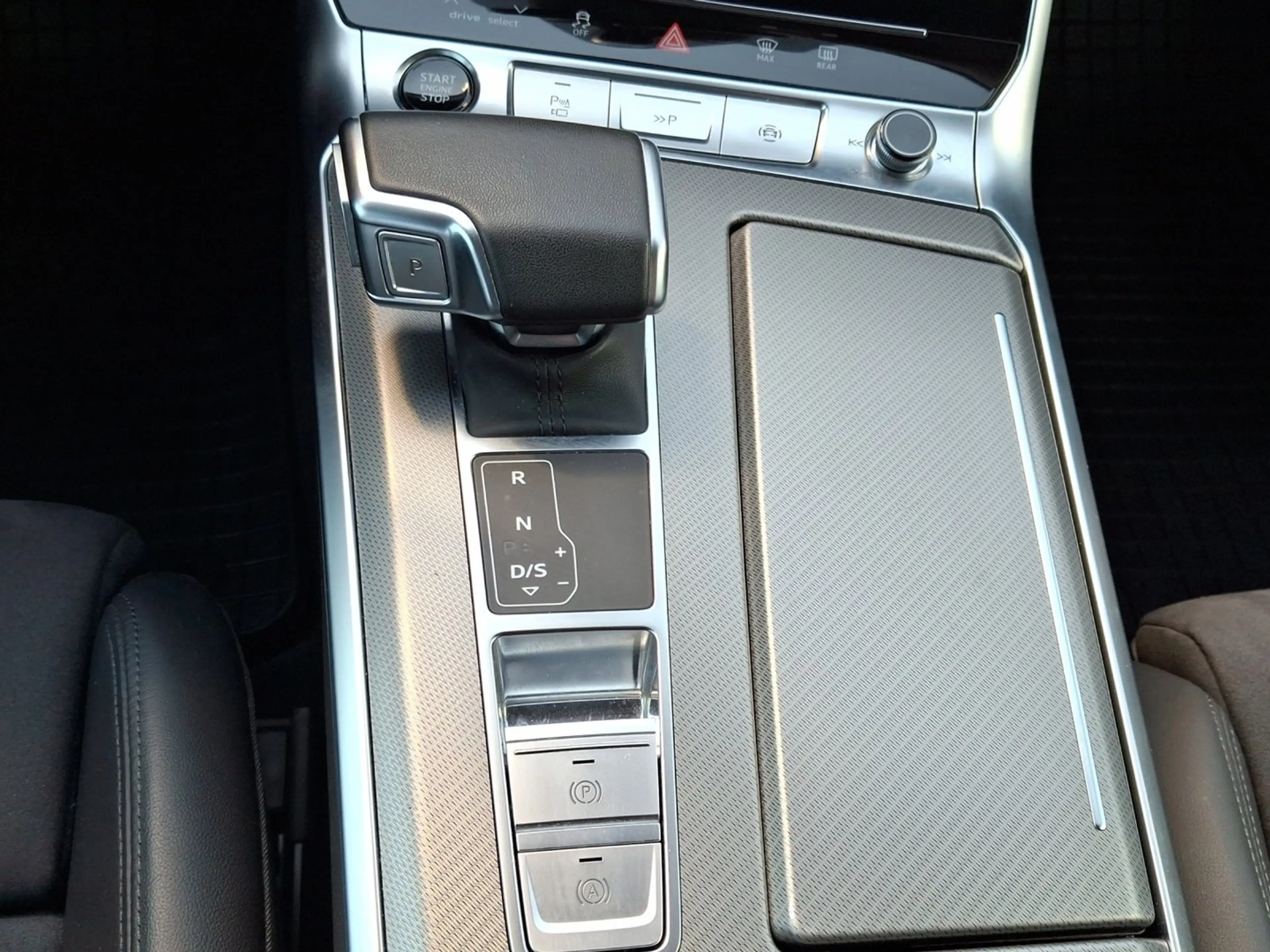 Audi A7 45 TDI quattro — photo 15