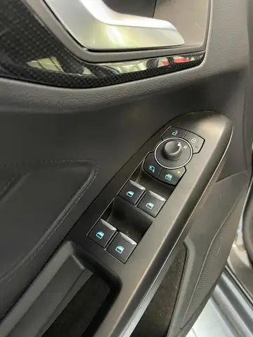 Ford Focus view 26