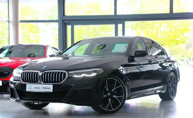 BMW 530 e M Sport (G30) *LED*HUD*KAM*SHZ*DAB*AppleCP