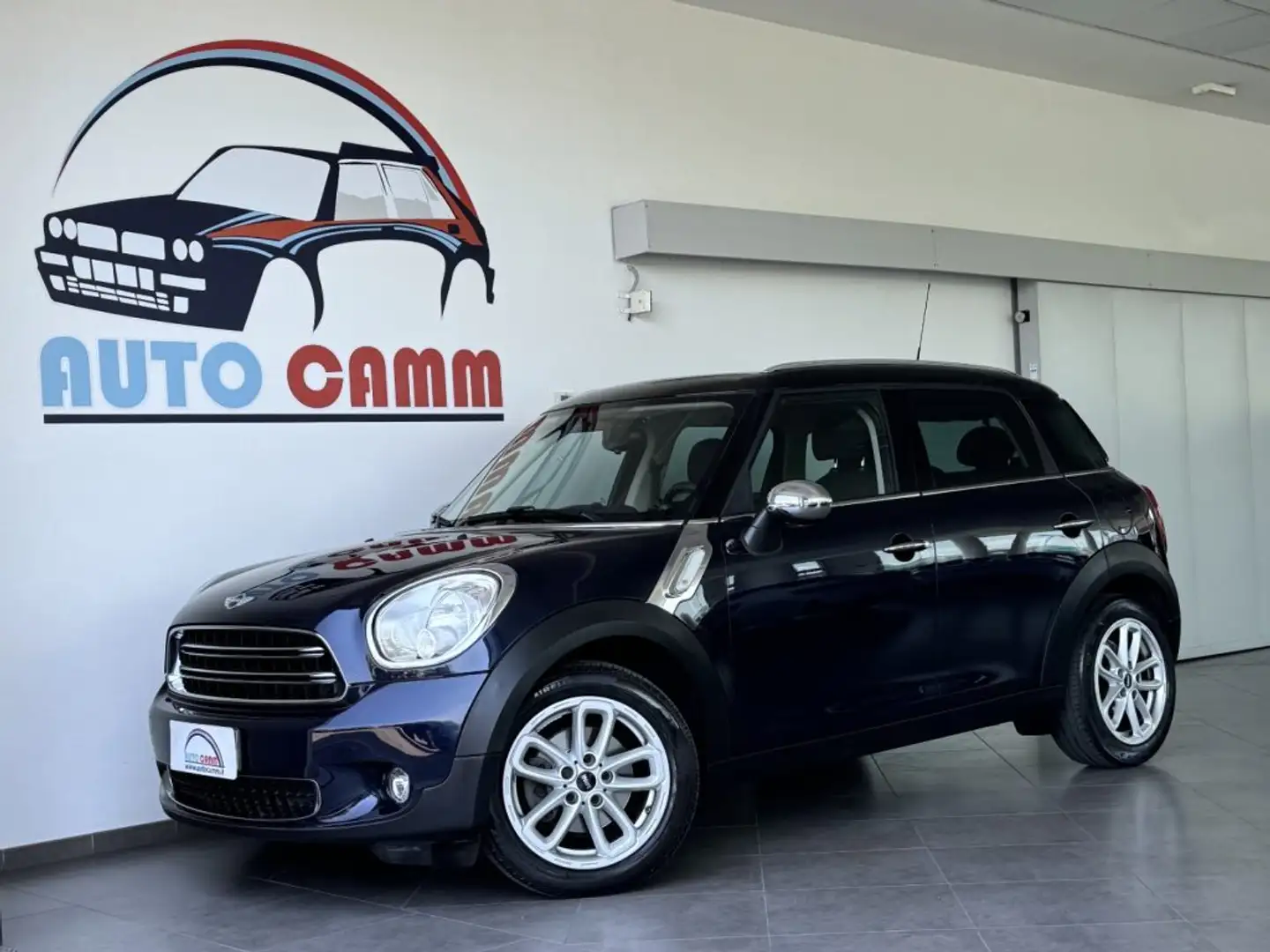 MINI Cooper D Countryman 2.0 111cv Euro 6B Automatica Blu/Azzurro - 1