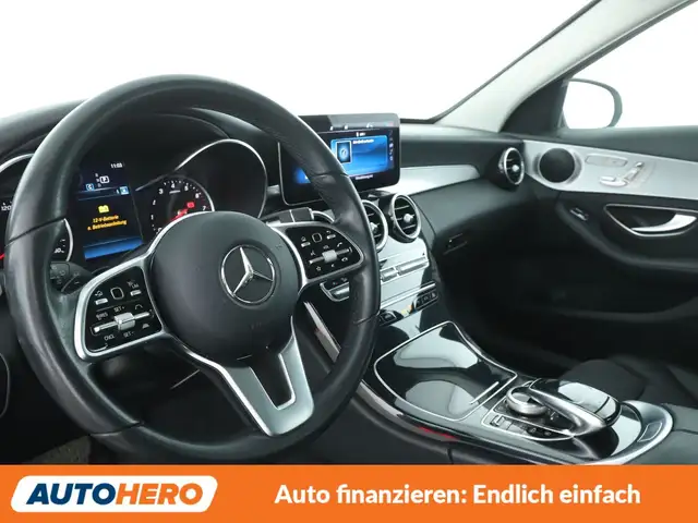 Mercedes-Benz C-Class view 11