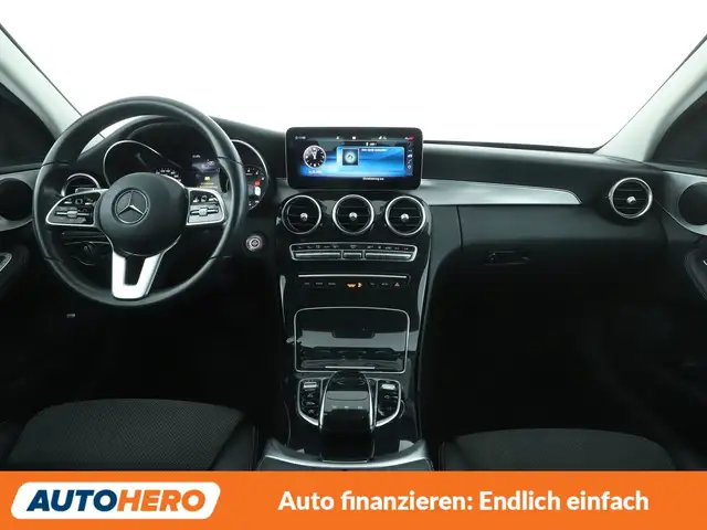 Mercedes-Benz C-Class view 12