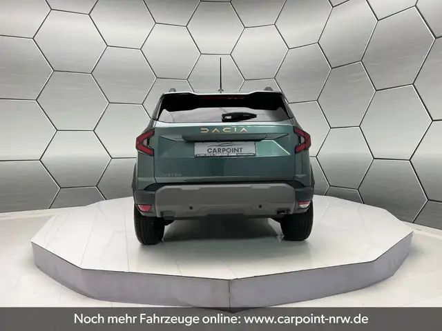 Dacia Duster view 4