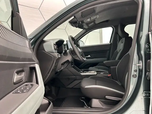 Dacia Duster view 11