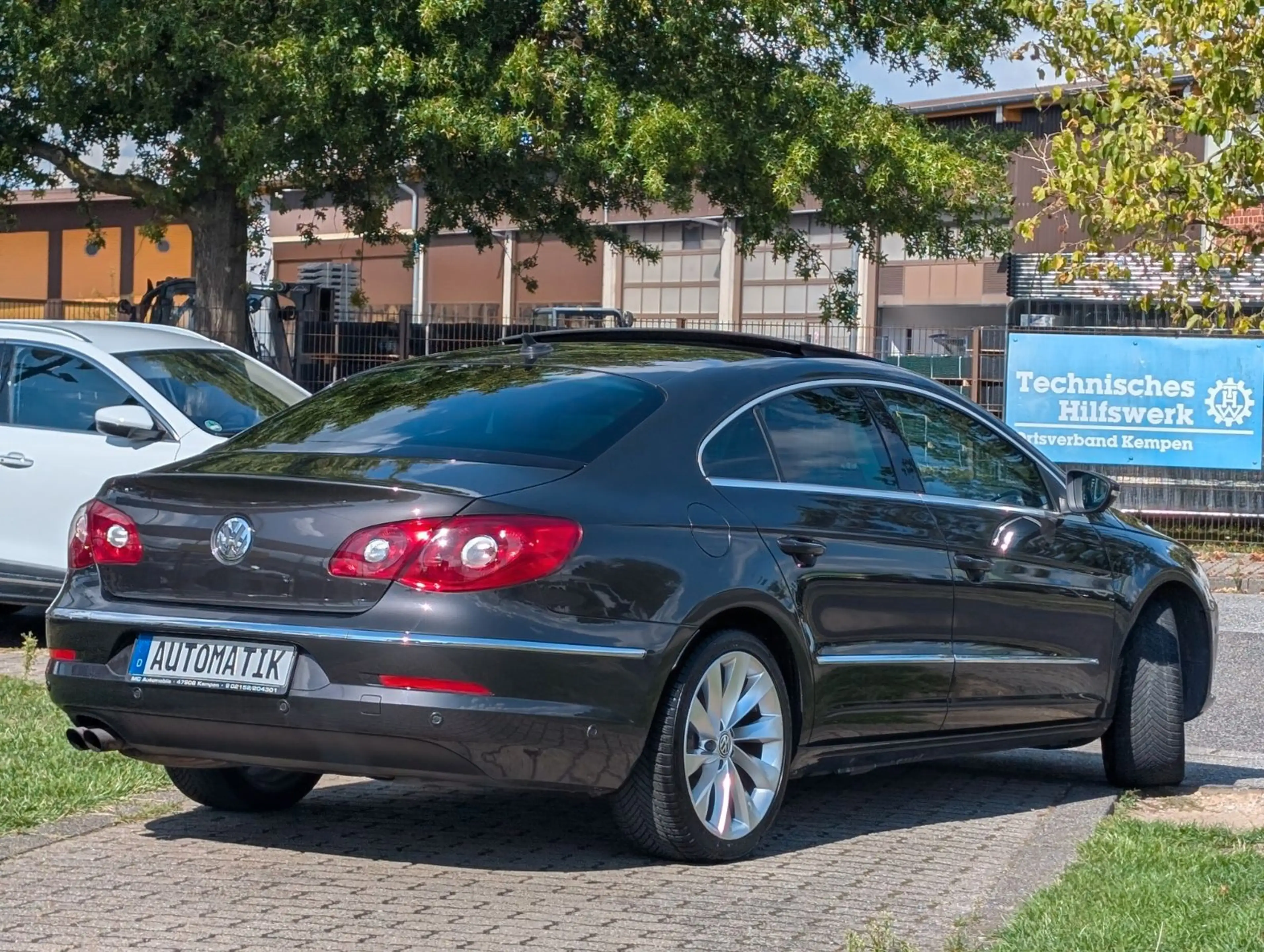 Volkswagen Passat CC Basis*AUTOMATIK*PDC V-H*XENON*LEDER !! — photo 4