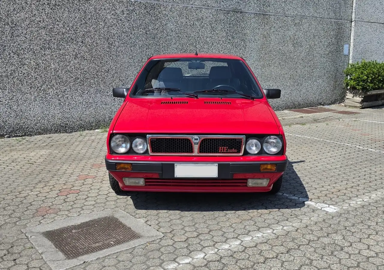 Lancia Delta 1.6 Turbo HF RST, foto 1