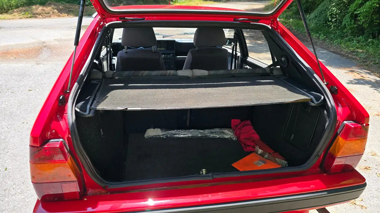 Lancia Delta 1.6 Turbo HF RST, foto 9