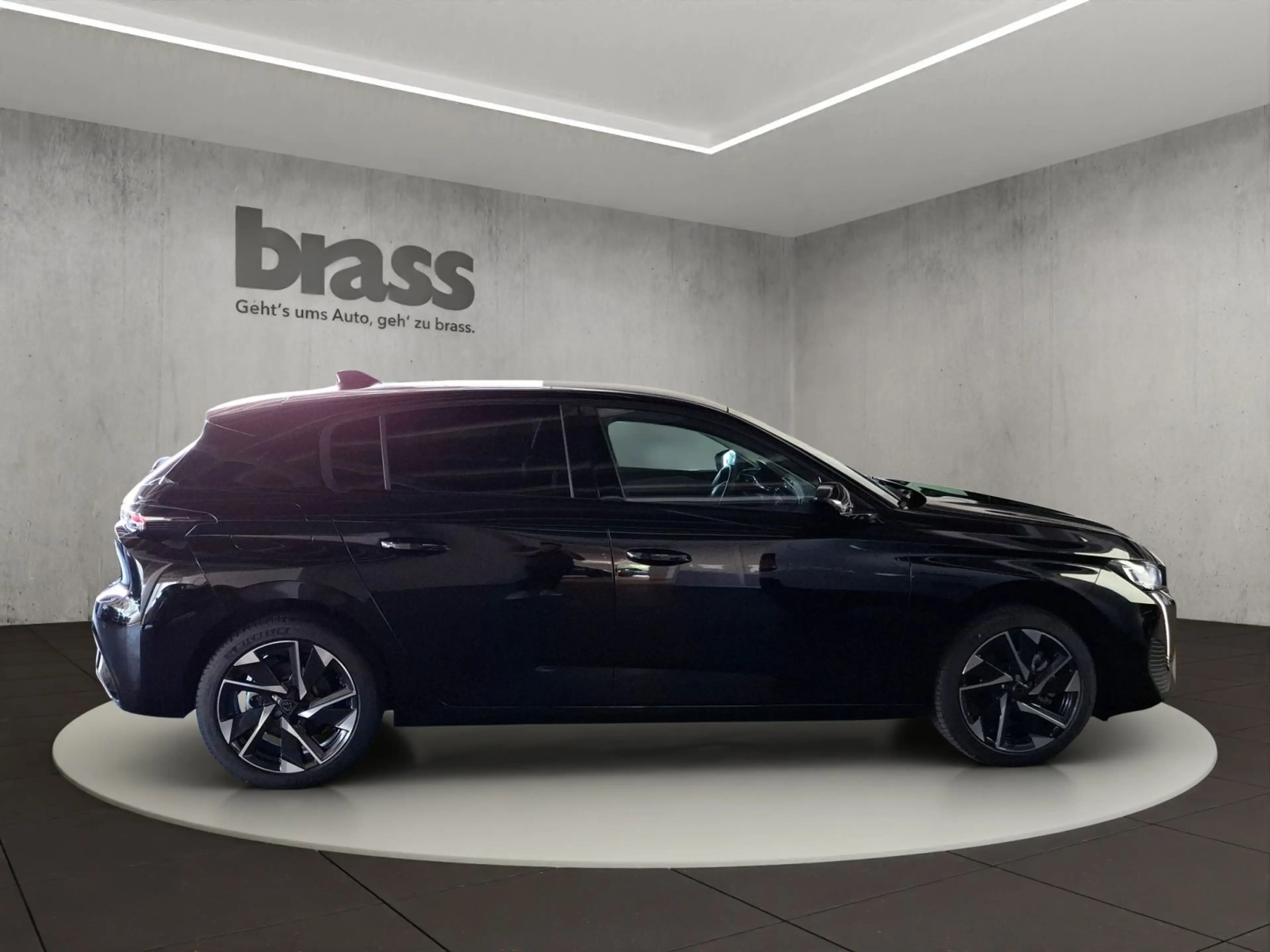 Peugeot 308 ALLURE HYBRID 145 e-DSC6 — photo 6
