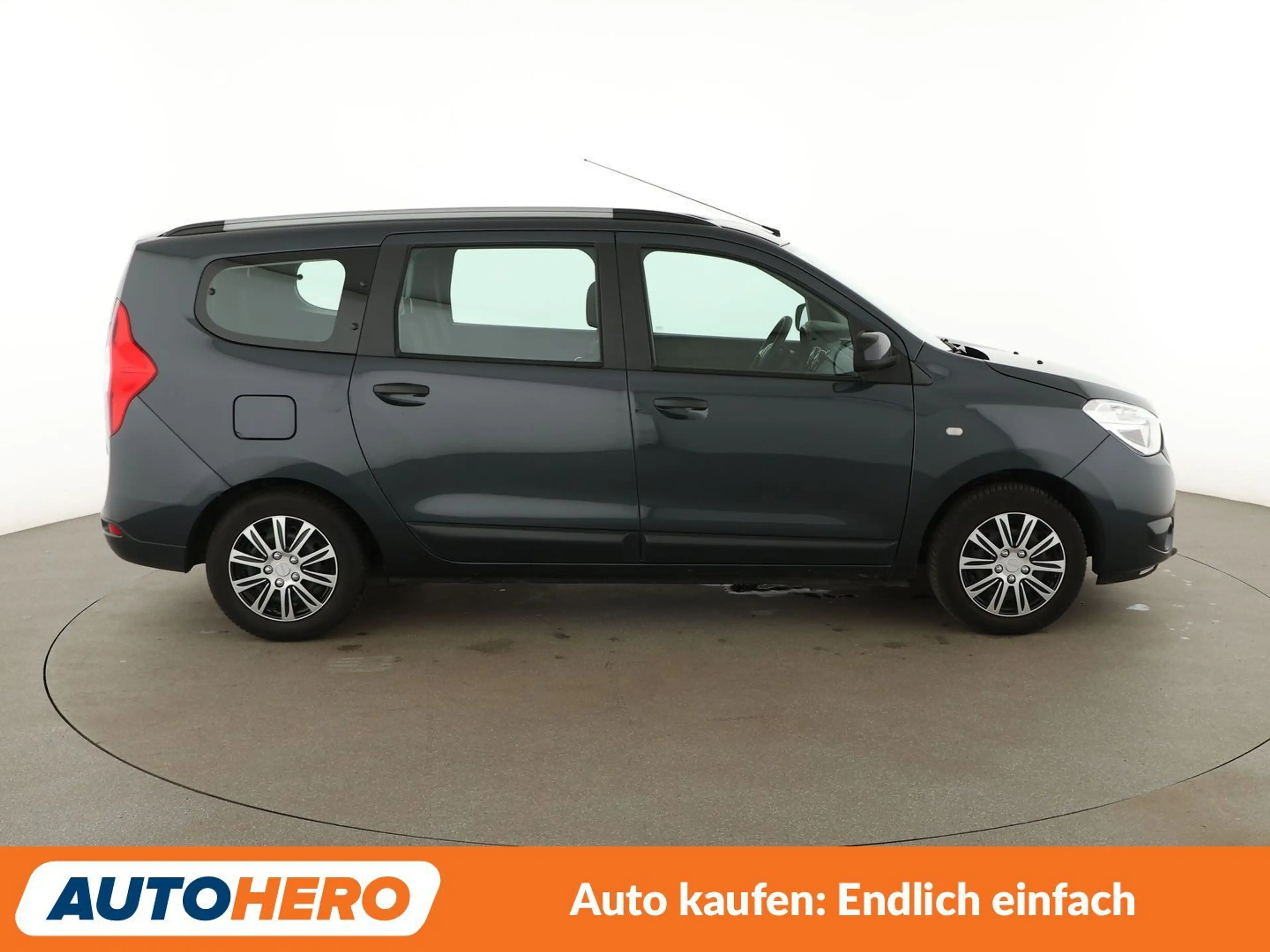 Dacia Lodgy 1.3 TCe Comfort *NAVI*PDC*TEMPO*SHZ*KLIMA* — photo 7