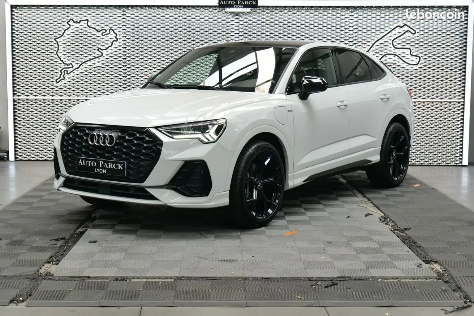 Audi Q3 NEW HYBRID 45TFSI e 245 S LINE 1° MAIN FRANCAIS TV Wit - 1