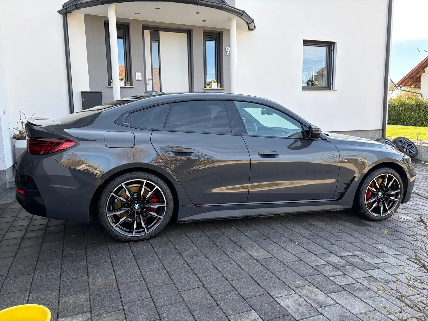 BMW i4 M50 Garantie, WinterR HuD, Schiebd, Leder, HarmK Grau - 2