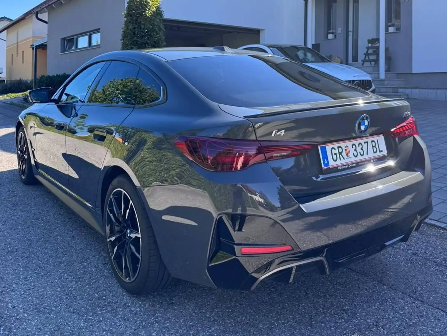 BMW i4 M50 Garantie, WinterR HuD, Schiebd, Leder, HarmK Grau - 2