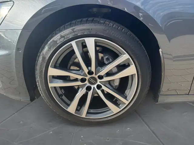 Audi A6 view 15