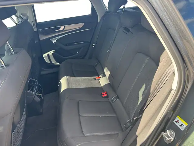 Audi A6 view 10