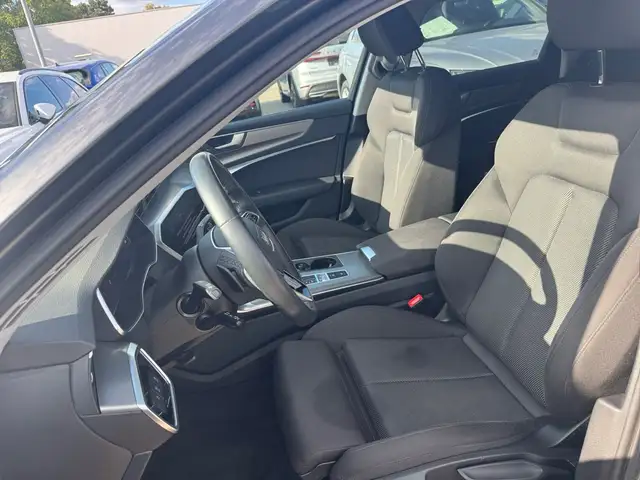 Audi A6 view 17
