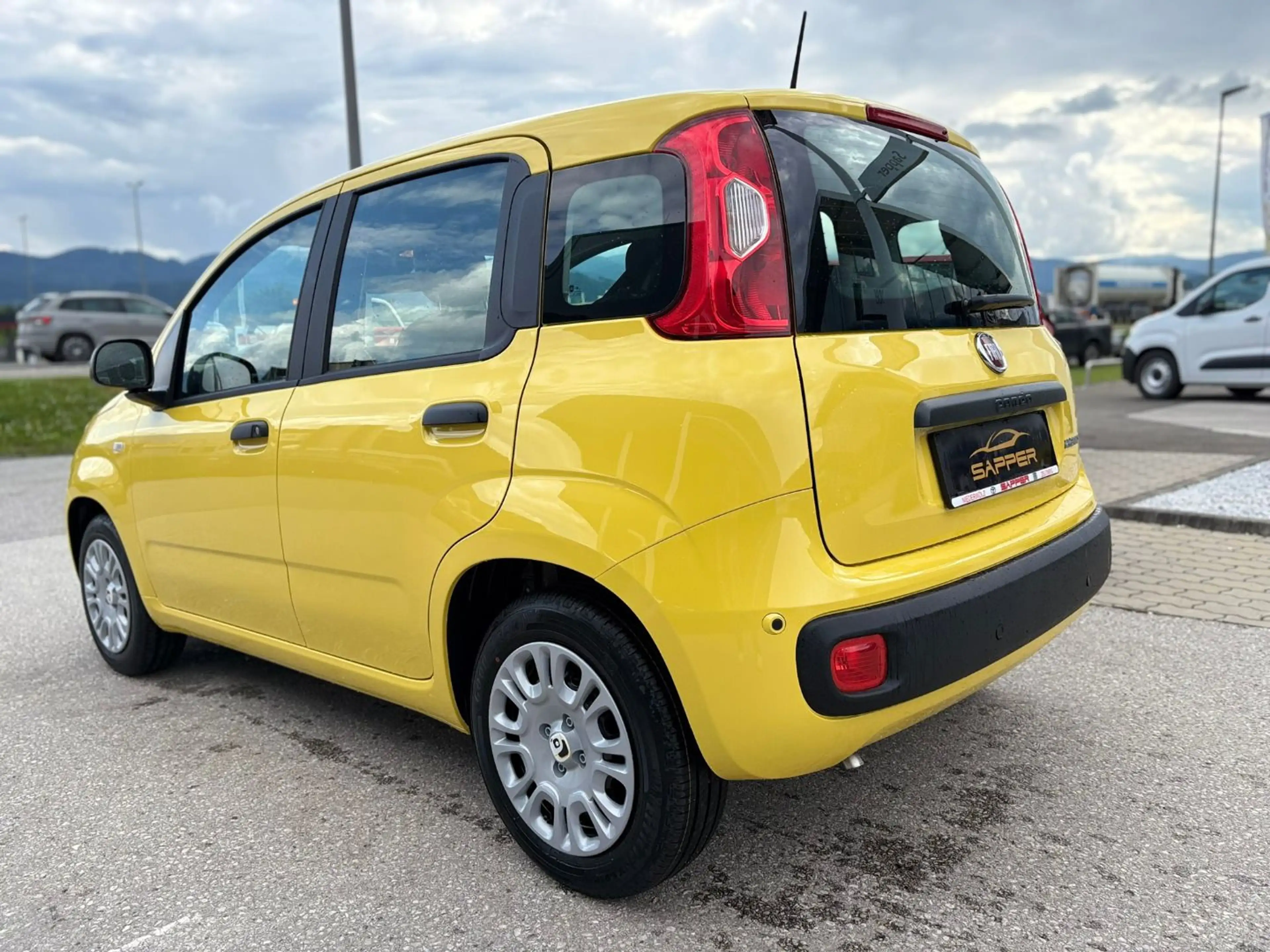 Fiat Pandina Panda 4x2 FireFly Hybrid 70 Pandina — photo 7