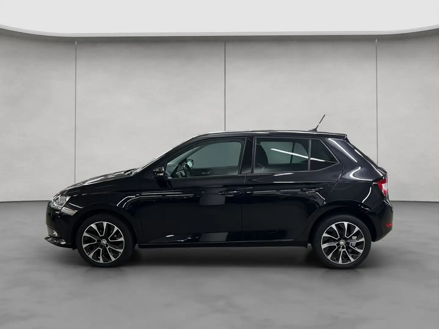 Skoda Fabia 1.0 TSI Drive Schwarz - 2