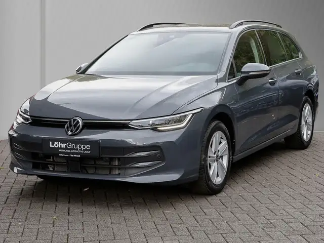 Volkswagen Golf view 4