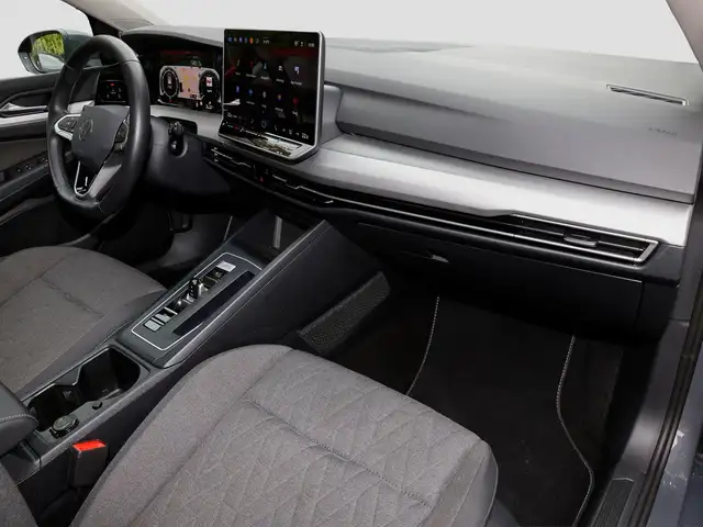 Volkswagen Golf view 10