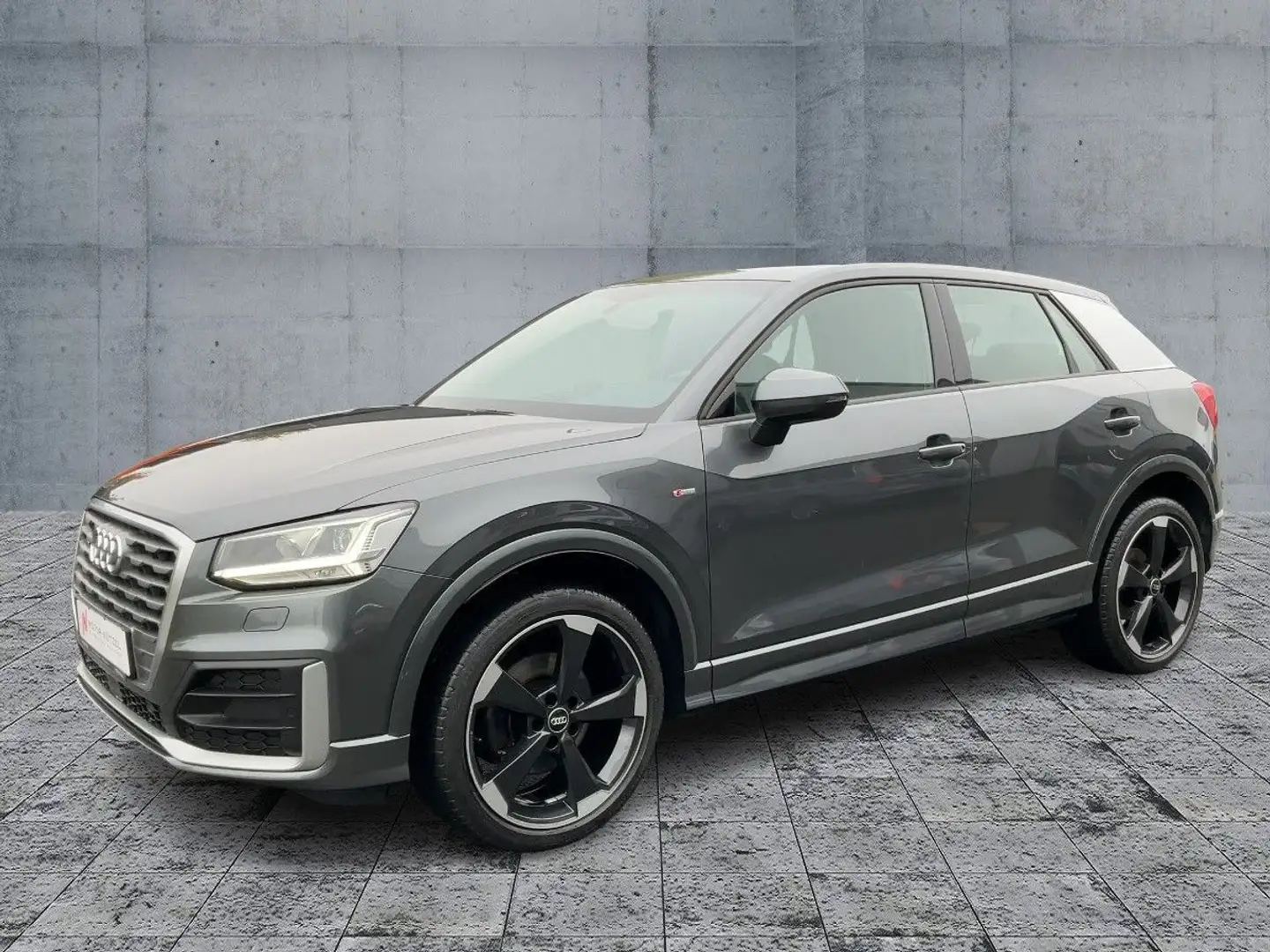 Audi Q2 35 TDI QU S-TR S-LINE LED+NAVI+RFK+GRA+AHK+19 Grau - 2