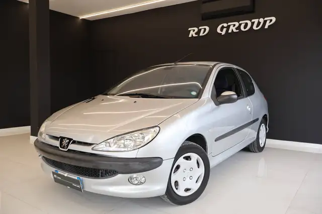 2004 Peugeot 206 in Silver for sale
