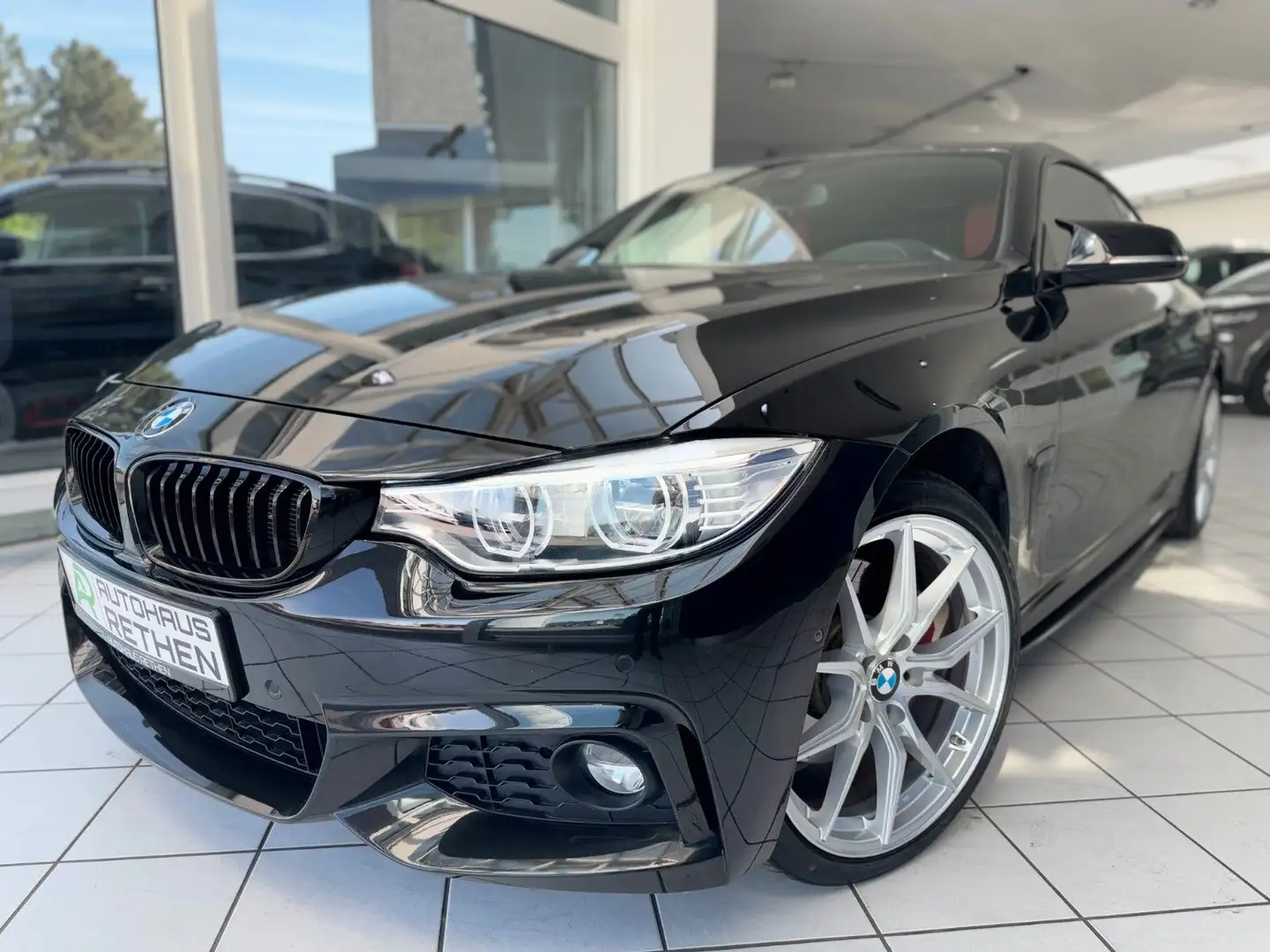 BMW 435 i Coupe xDrive *M SPORT*HUD*360°*HARMAN/K* Černá - 1