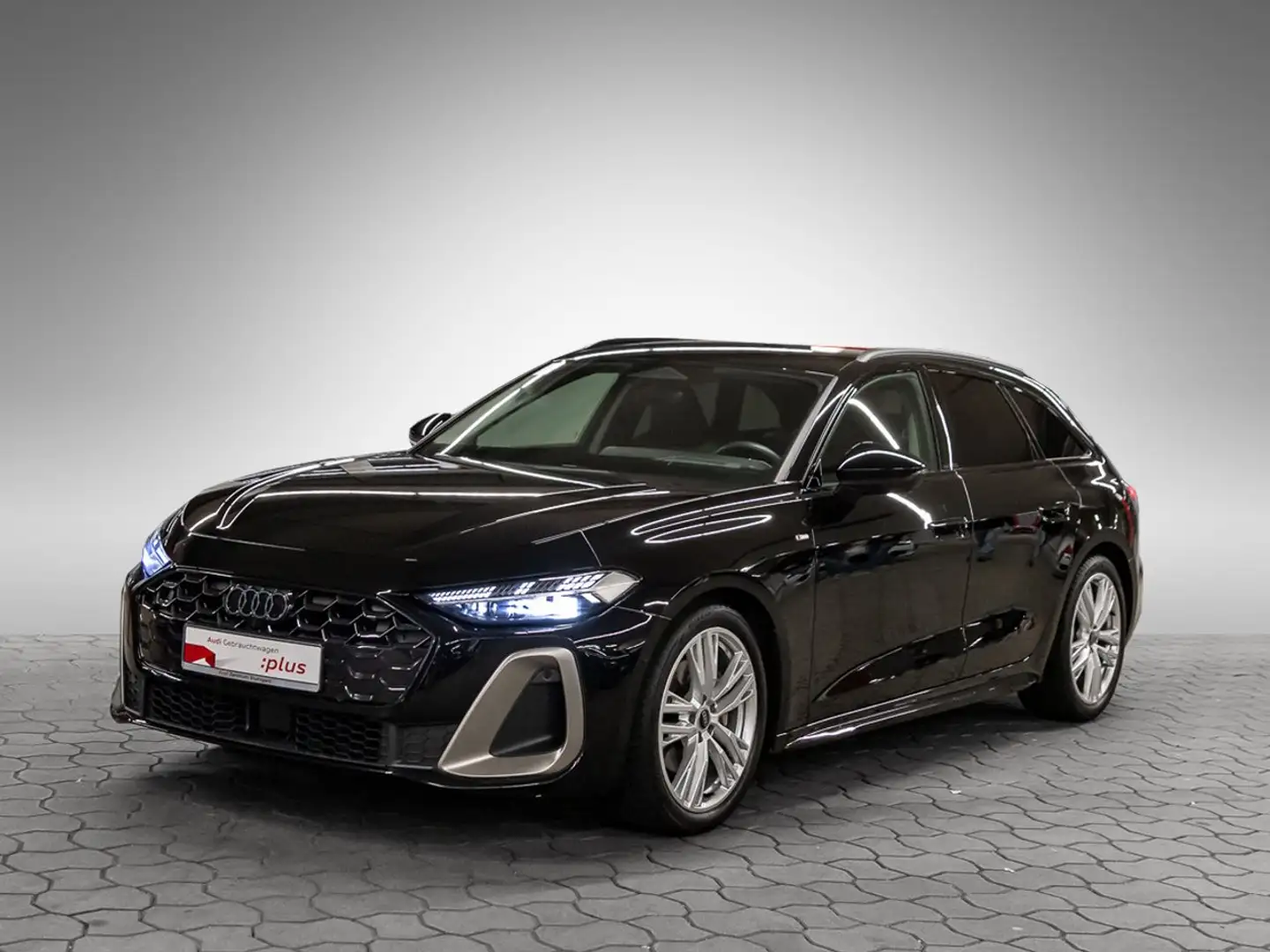 Audi A5 Avant TFSI quattro S tronic edition one 360° Schwarz - 2