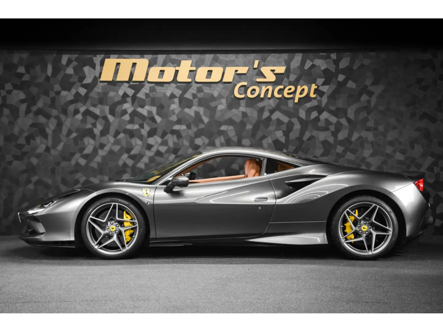 Ferrari F8 Tributo V8 - GRIGIO SILVERSTONE 740 Gris - 2