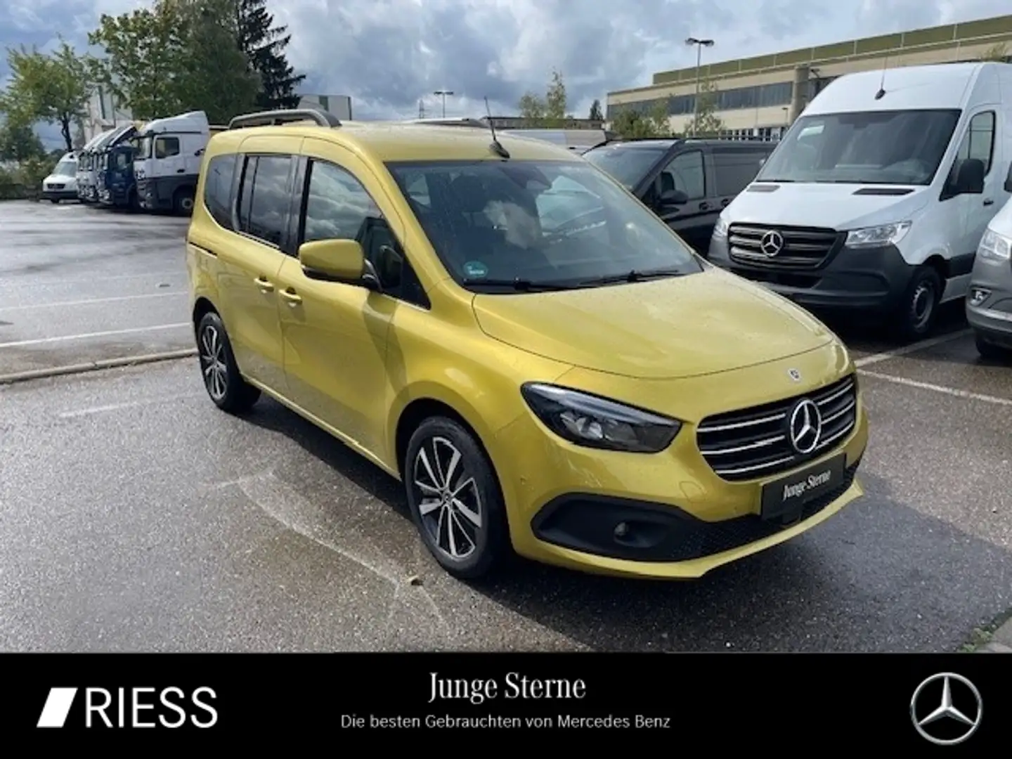 Mercedes-Benz T-Class T 180 PROGRESSIVE/MBUX/AUTOMATIK/KAMERA/KLIMA/LED/ Geel - 1
