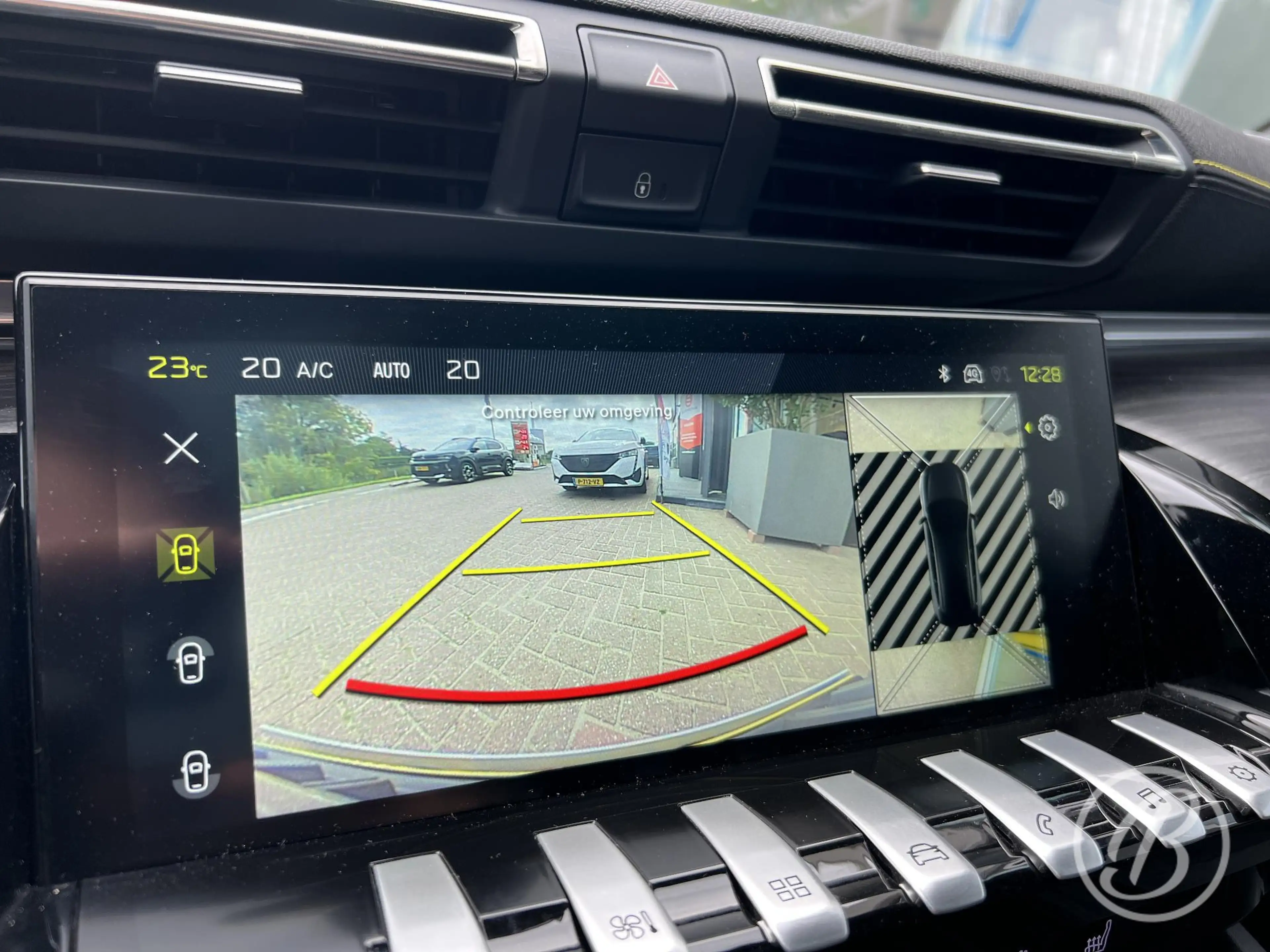 Peugeot 508 SW 1.6 Turbo Plug-in HYbrid 360 4X4 PSE — photo 40