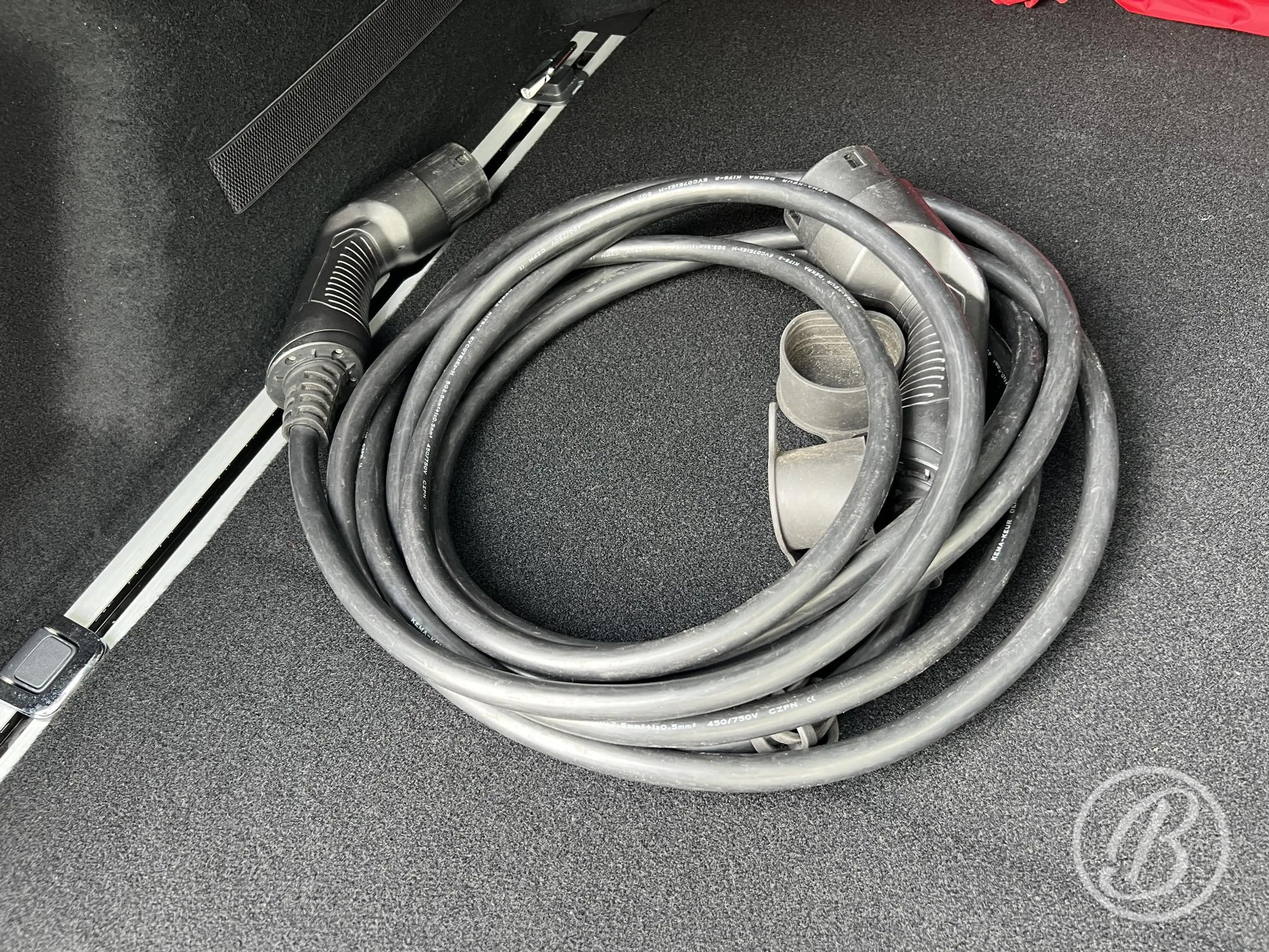 Peugeot 508 SW 1.6 Turbo Plug-in HYbrid 360 4X4 PSE — photo 21