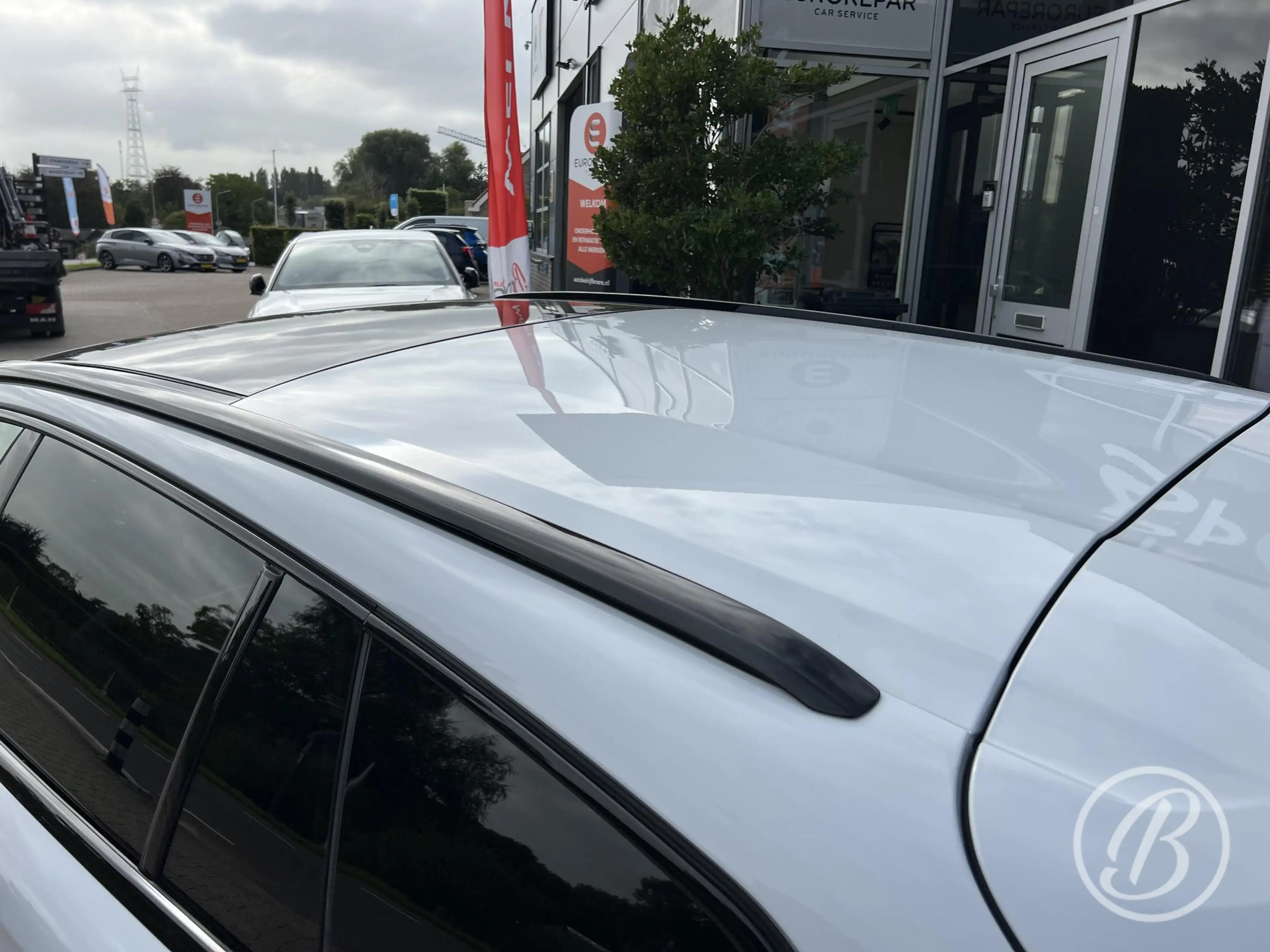 Peugeot 508 SW 1.6 Turbo Plug-in HYbrid 360 4X4 PSE — photo 32