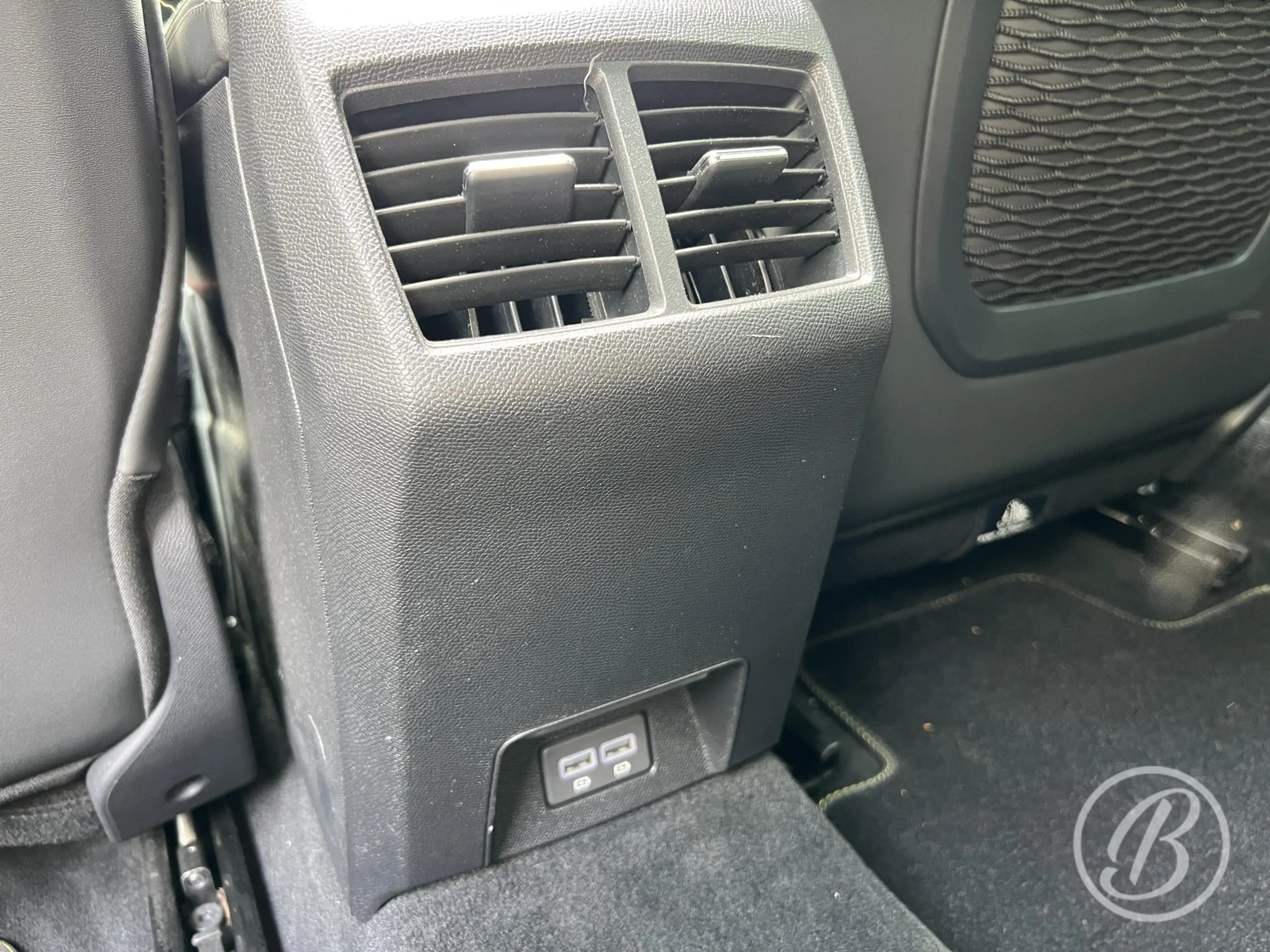 Peugeot 508 SW 1.6 Turbo Plug-in HYbrid 360 4X4 PSE — photo 27