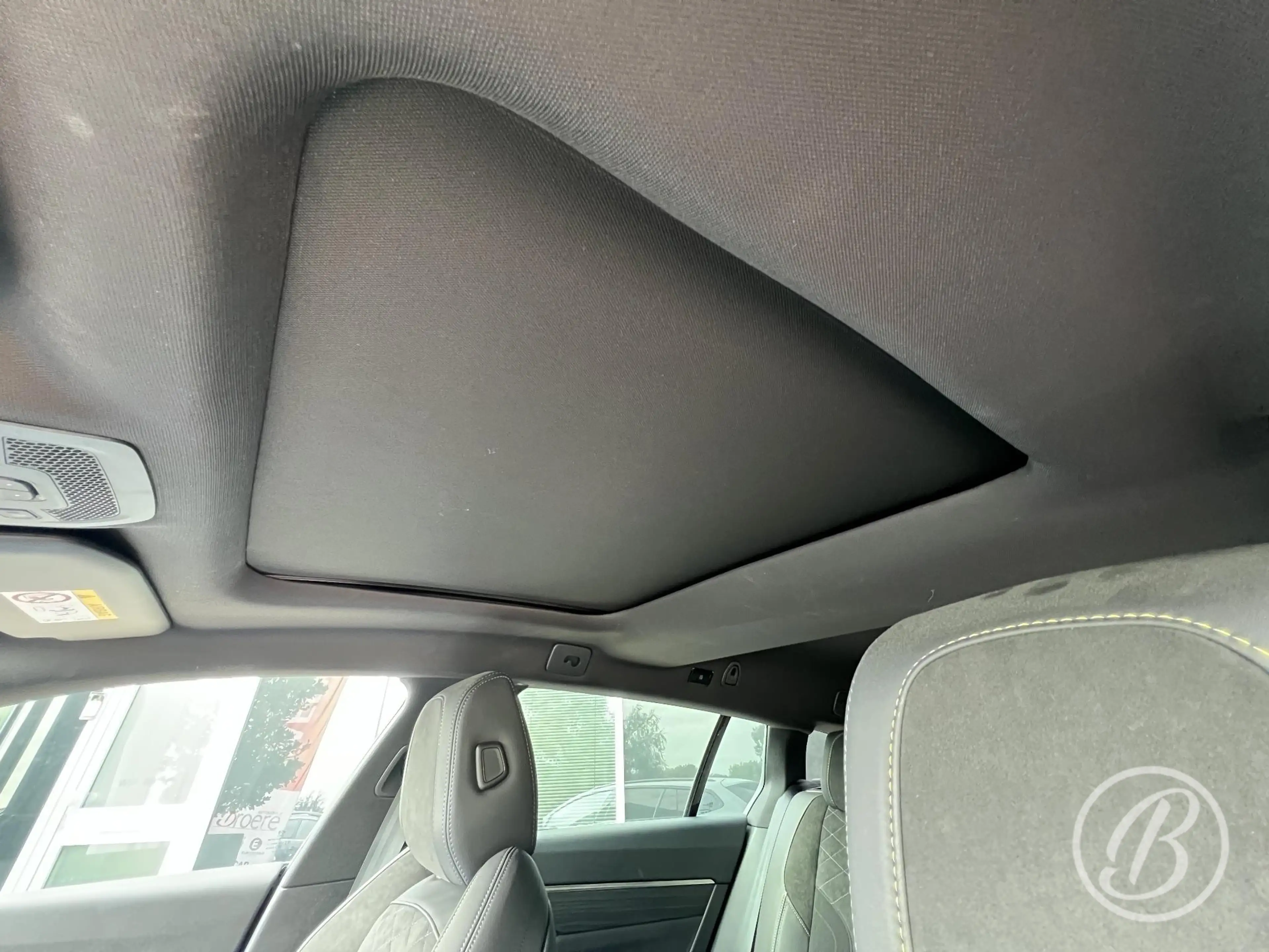 Peugeot 508 SW 1.6 Turbo Plug-in HYbrid 360 4X4 PSE — photo 18
