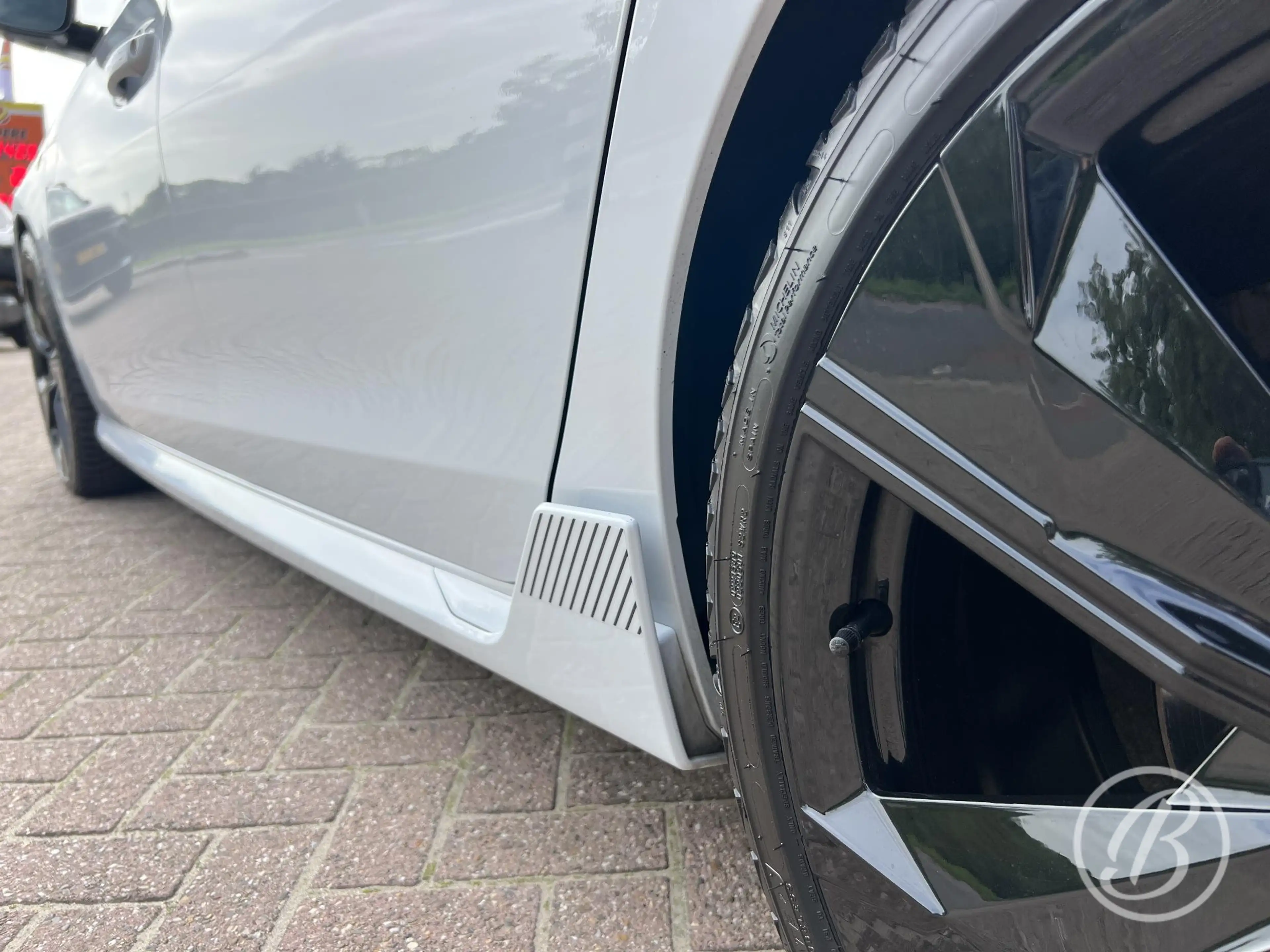 Peugeot 508 SW 1.6 Turbo Plug-in HYbrid 360 4X4 PSE — photo 34