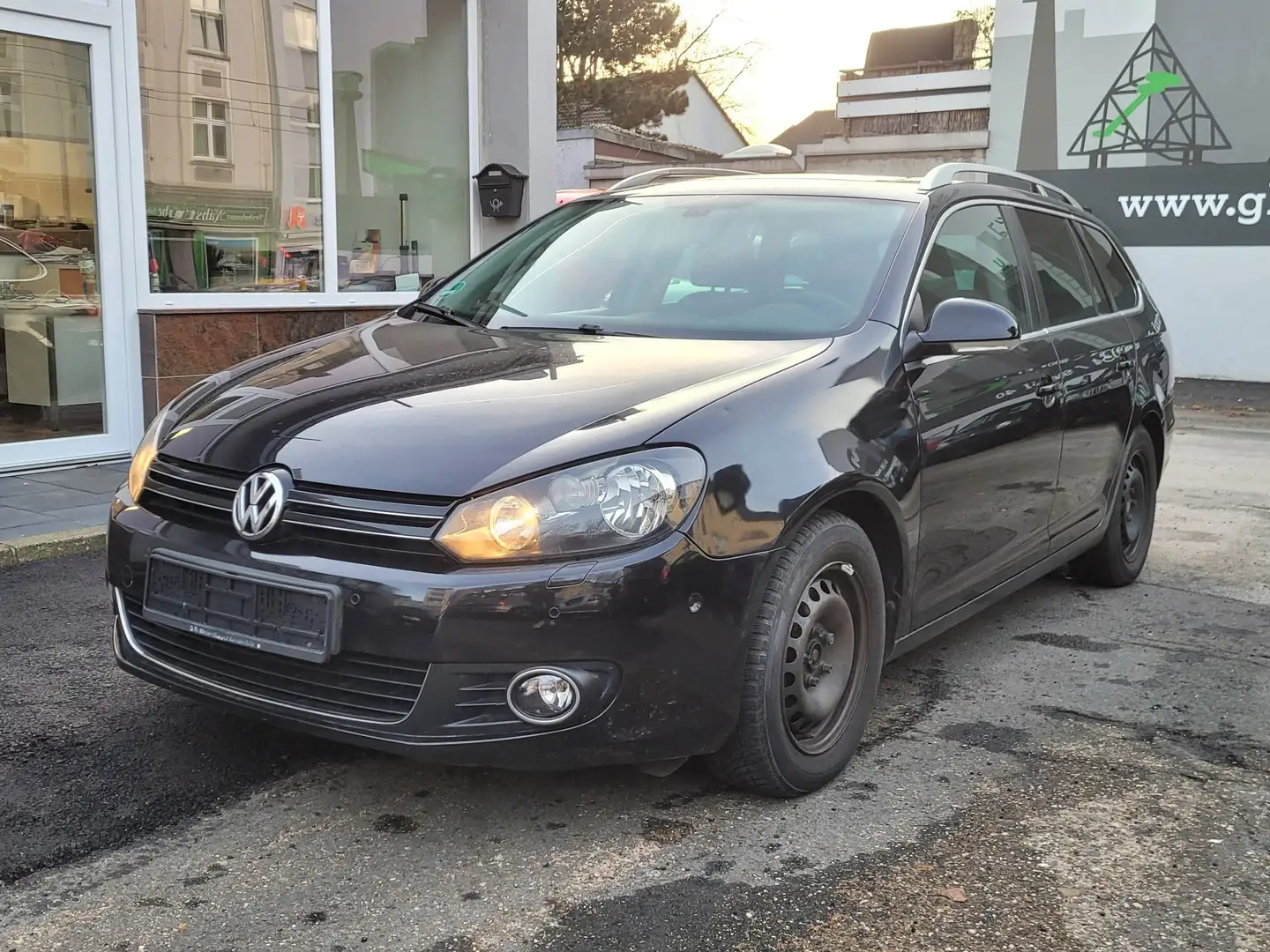 Volkswagen Golf Variant 1.4 TSI DSG Highline*Alcantara*Pano*Navi*SH*BT*PDC Schwarz - 1