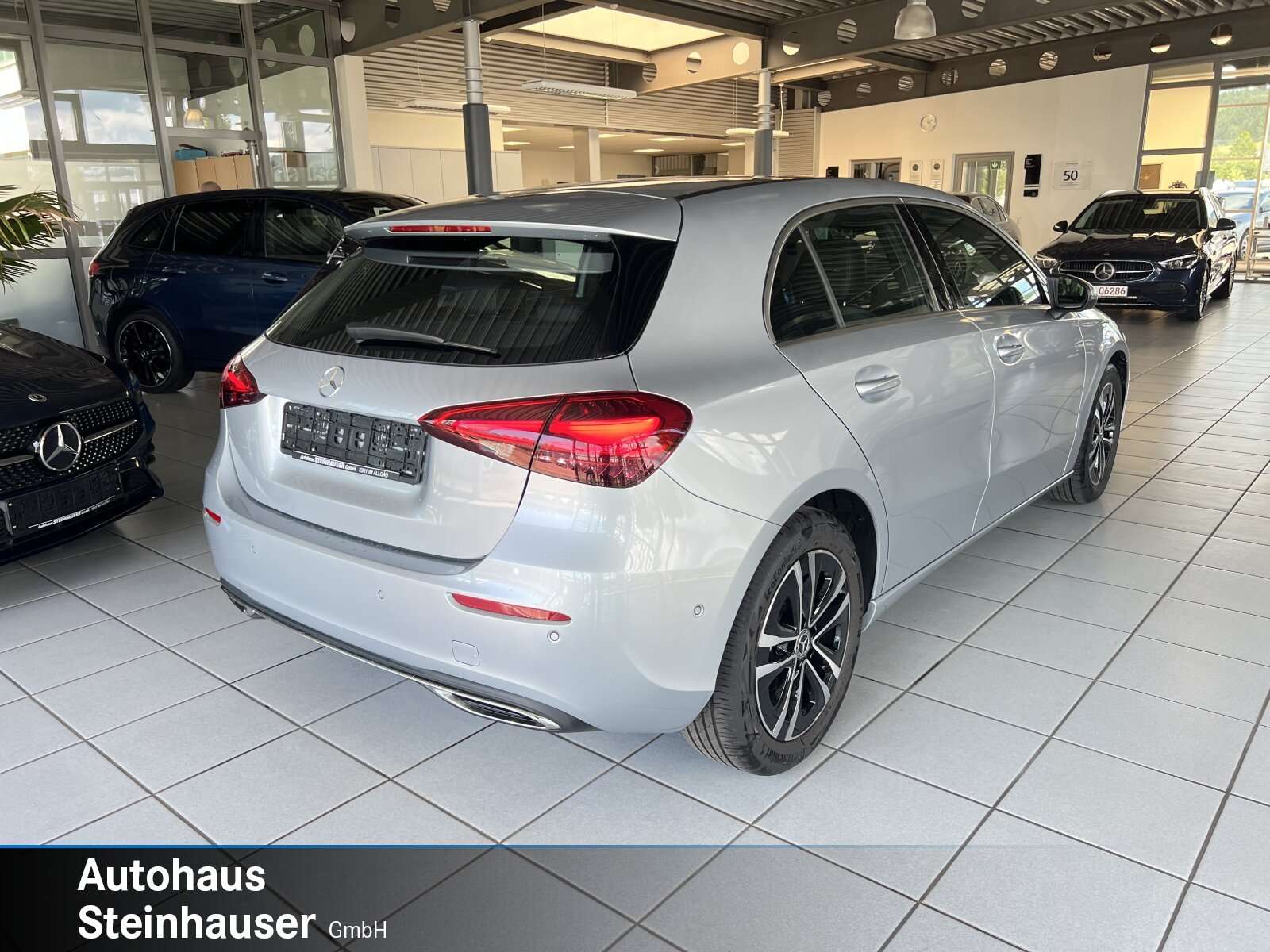 Mercedes-Benz A 180