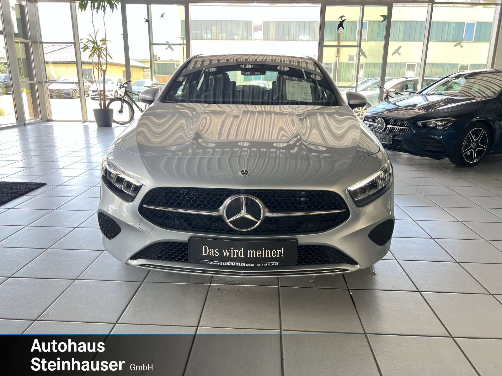 Mercedes-Benz A 180