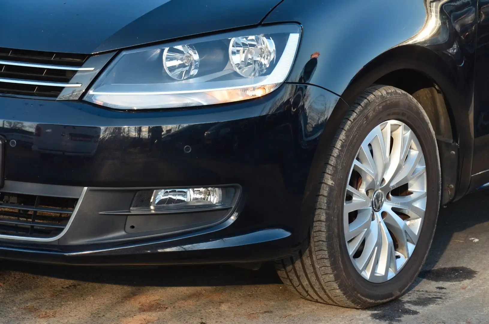 Volkswagen Sharan 2.0TDI*PANORA*Autom*Navi*Tempo*AHK*TOP Schwarz - 2