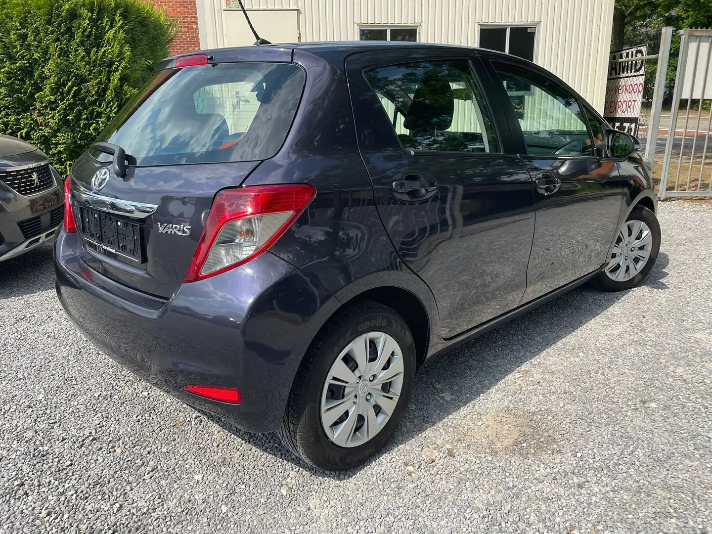 Toyota Yaris Yaris 1.4 D-4D Confort Navi Airco Violet - 2