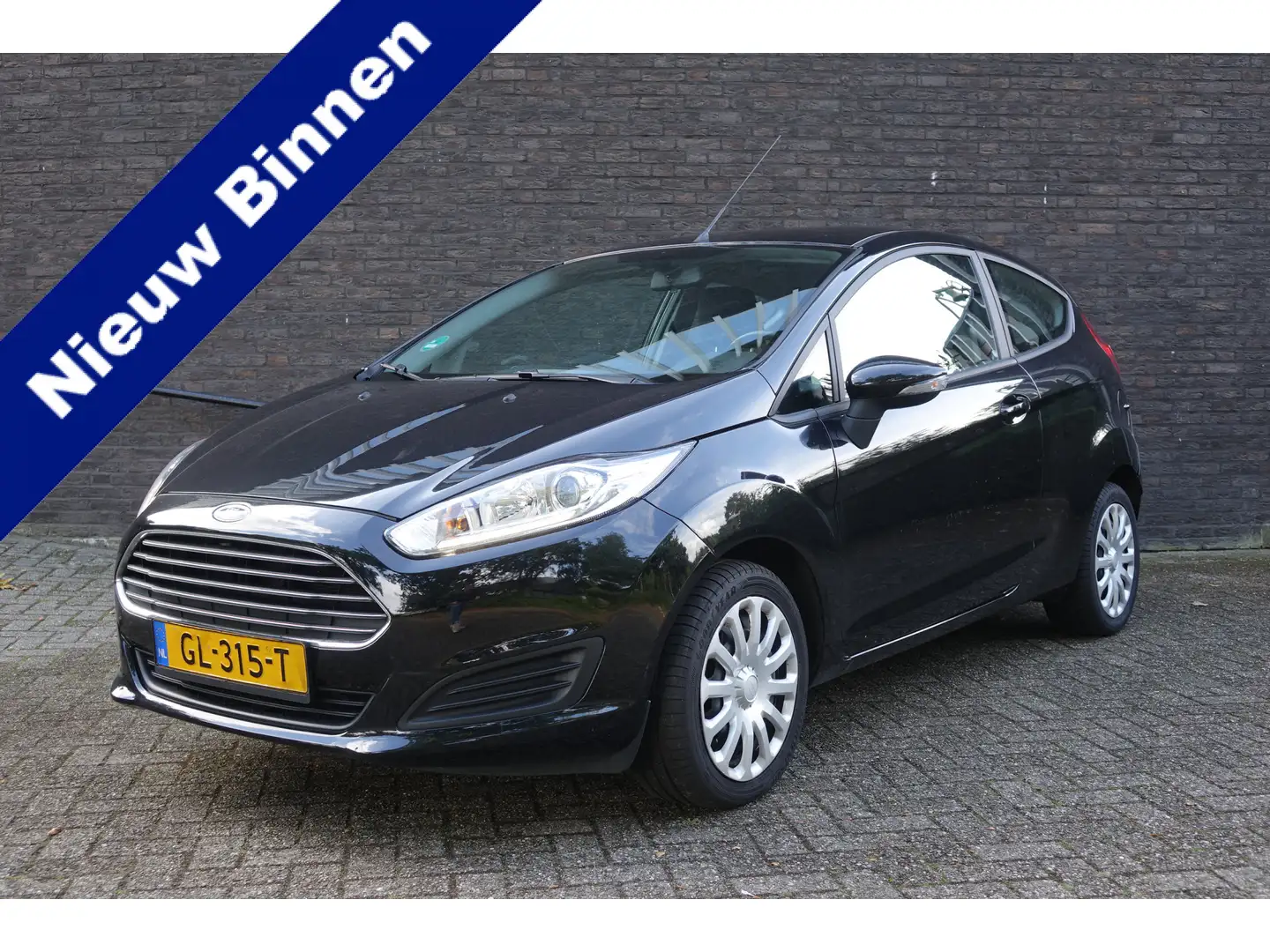 Ford Fiesta 1.0 Style Slechts 69000km Navia, airco, frisse aut Noir - 1
