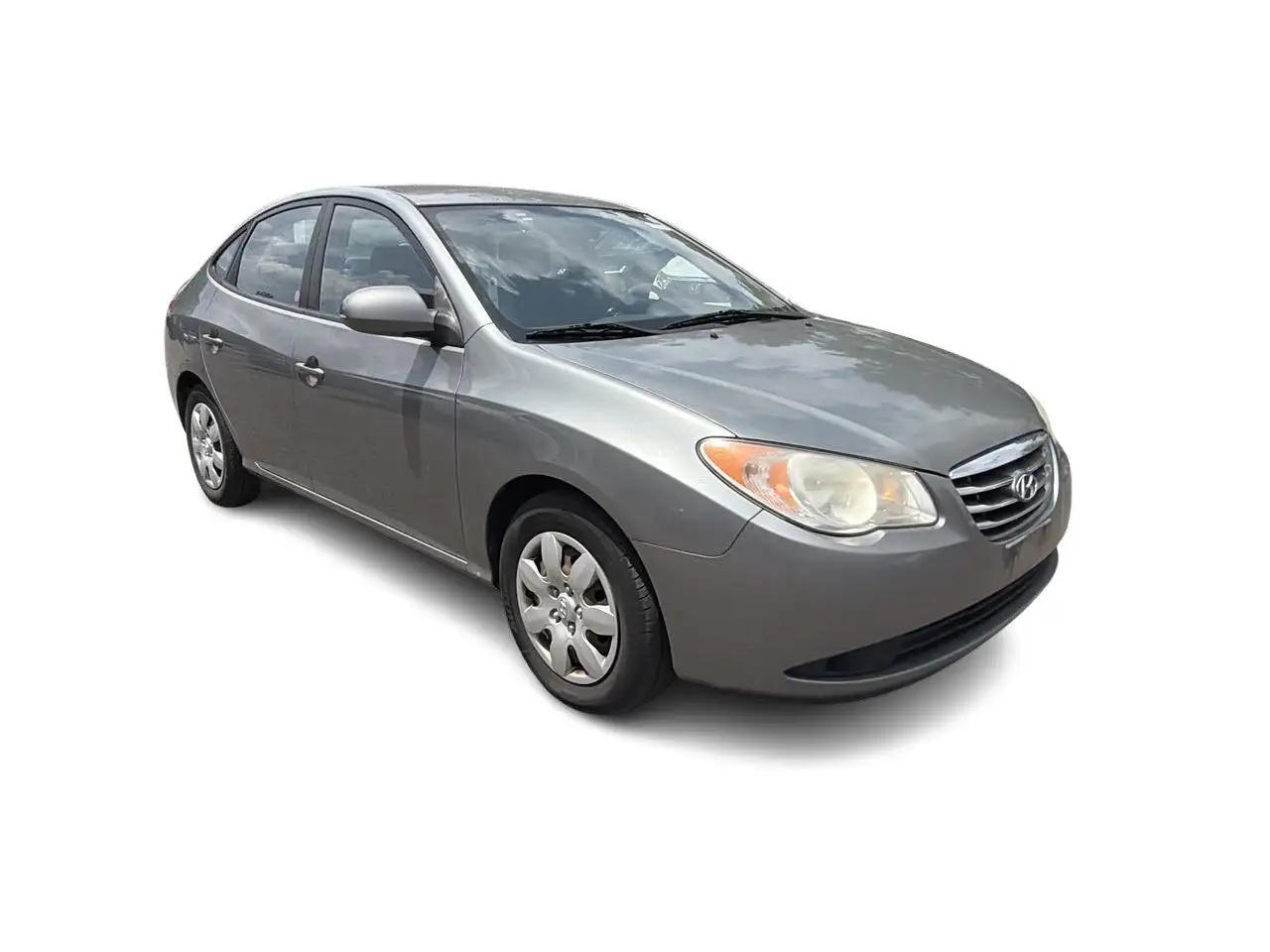 Hyundai ELANTRA photo Hyundai ELANTRA