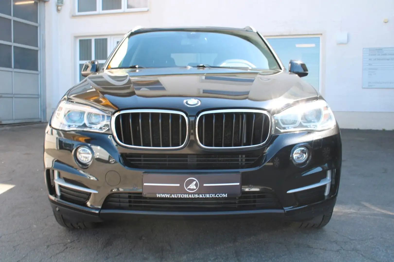BMW X5 xDrive 30d NAVI AMBIENTE TEMPO XENON SHZ-V&H Noir - 2