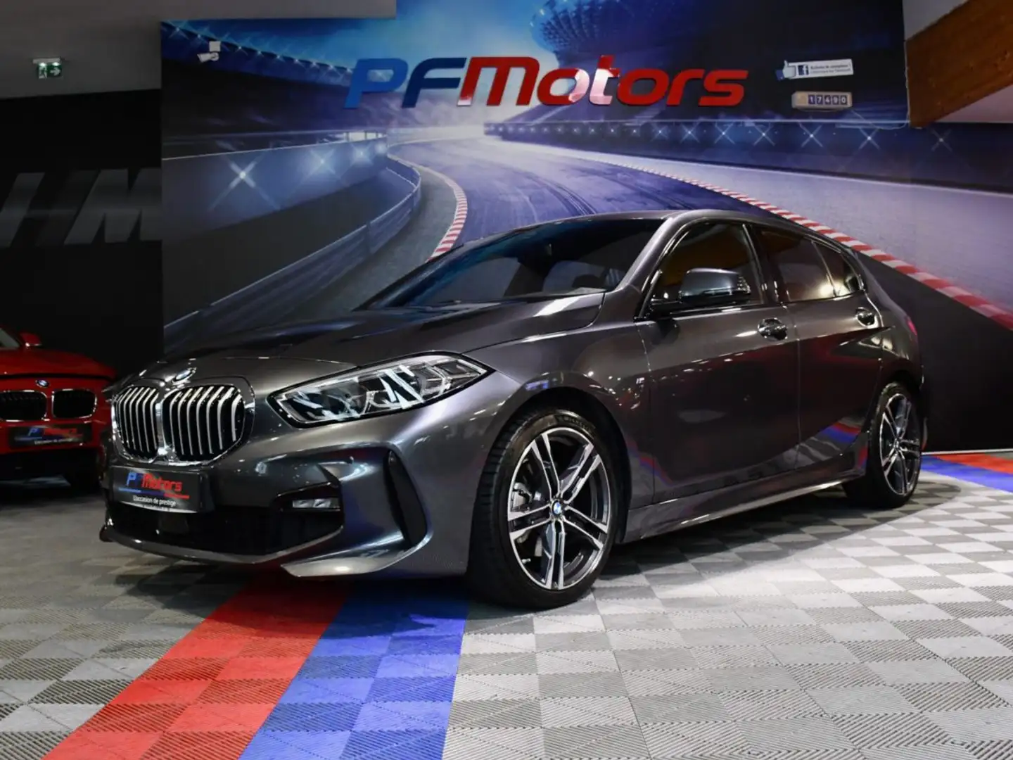 BMW 140 118iA M-Sport 1.5 140 BVA GPS Virtual BAQUET Car Play Caméra Alcantara Mode JA 18 Gris - 1