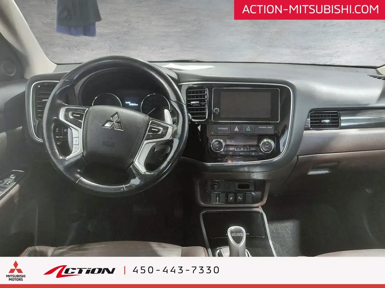 Mitsubishi Outlander снимка Mitsubishi Outlander