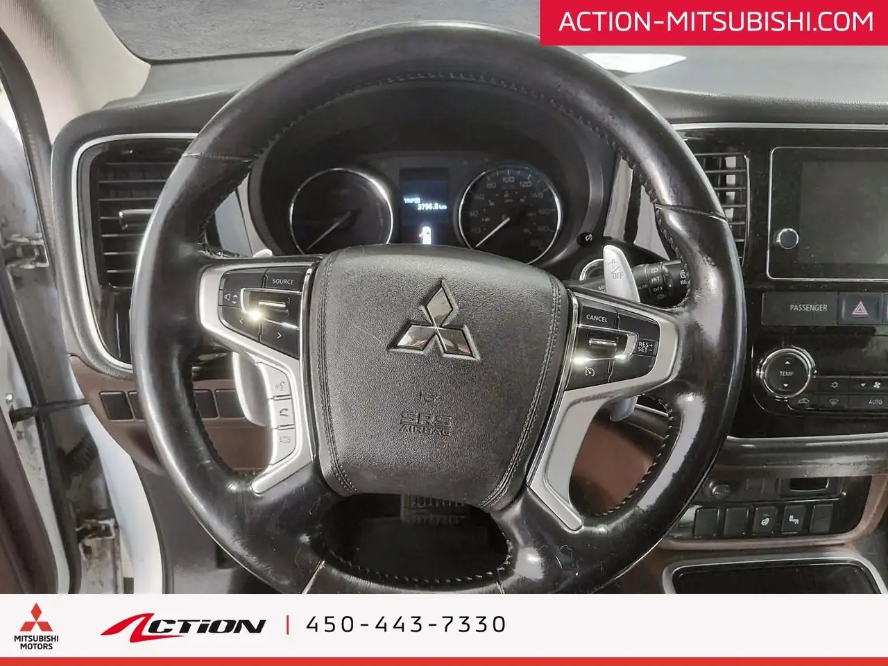Mitsubishi Outlander снимка Mitsubishi Outlander