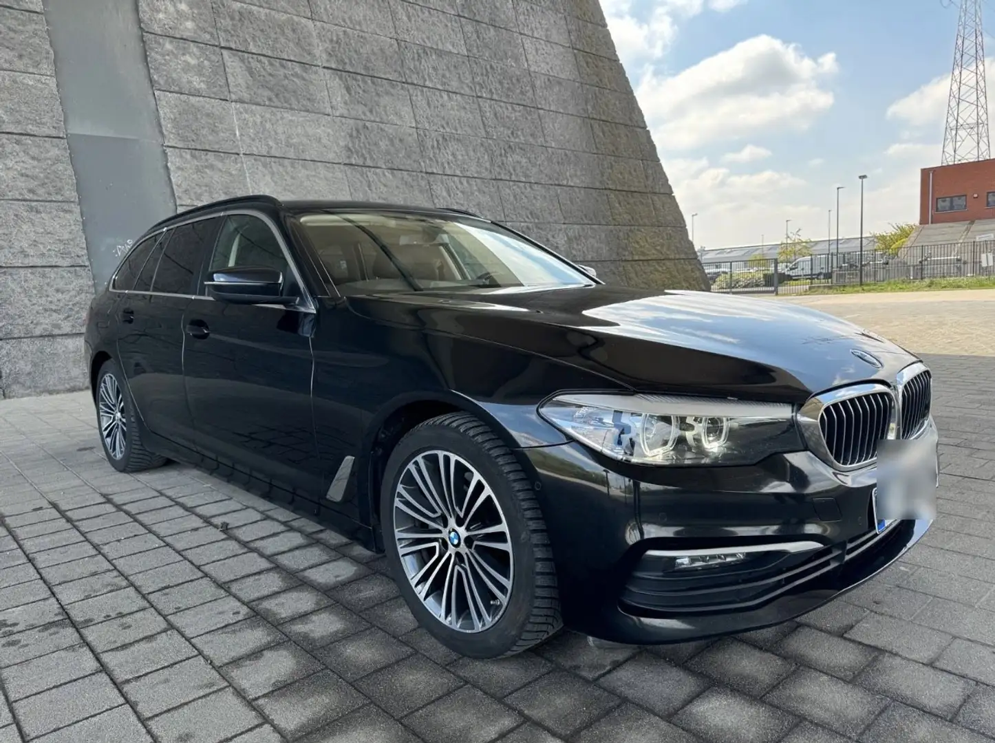 BMW 520 520d Touring Aut. Luxury Line - 1