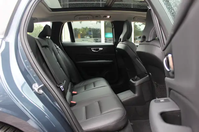 Volvo V60 view 13