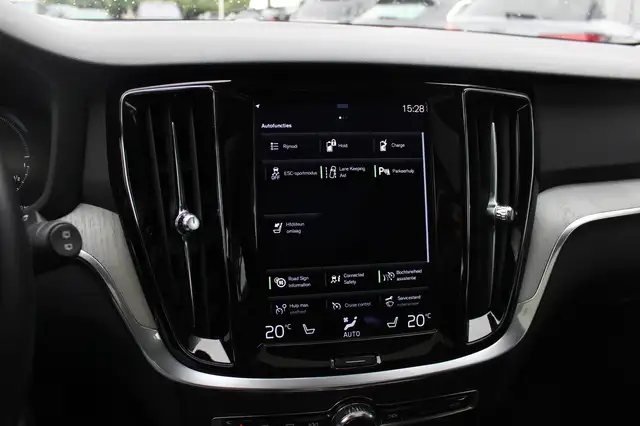 Volvo V60 view 23